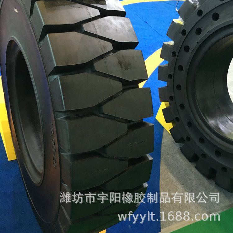 配套 12.00-20 实心叉车工程胎  1200-20