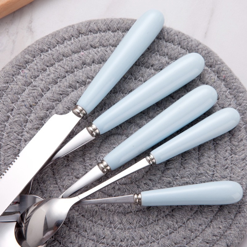 Vajilla occidental hogar cerámica cuchillo de acero inoxidable, tenedor y cuchara cuchillo de carne vajilla traje creativo occidental fruta tenedor y cuchara