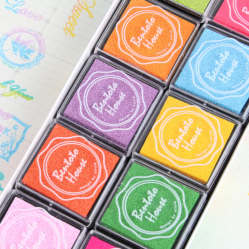 Oferta especial al por mayor de Corea papelería 4*4cm dedo pintura color inkpad DIY sello goma impresión Mesa 20 color caja