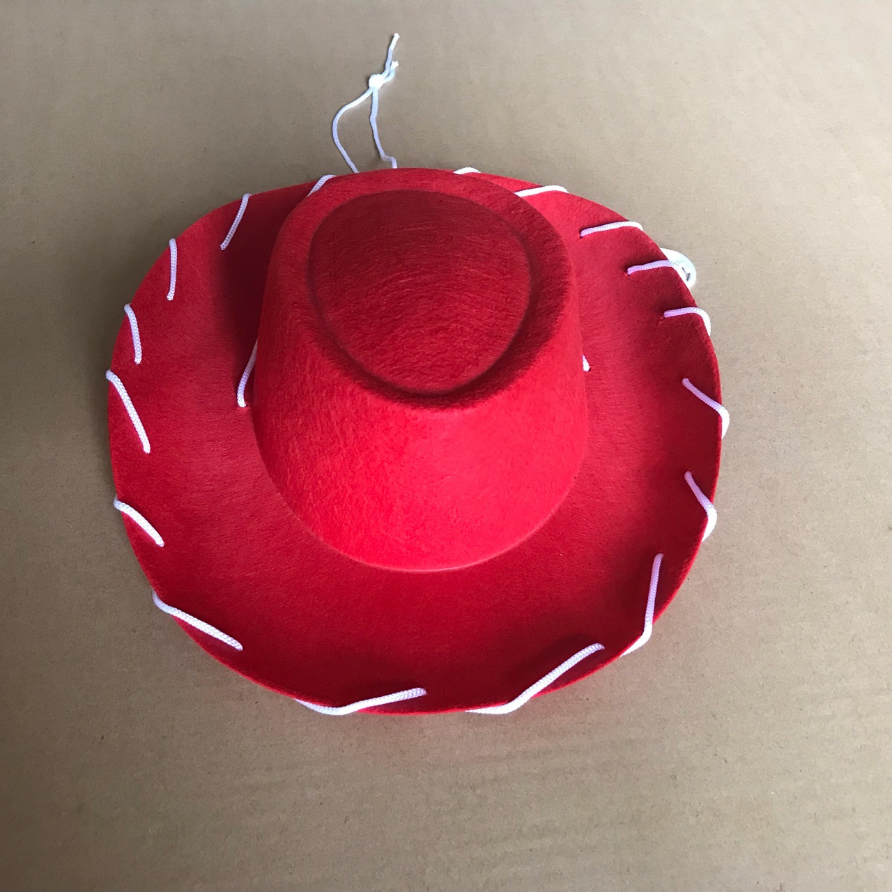 Factory Direct Threaded Cowboy Hat Non-woven Red Hat Brim Rope Red Small