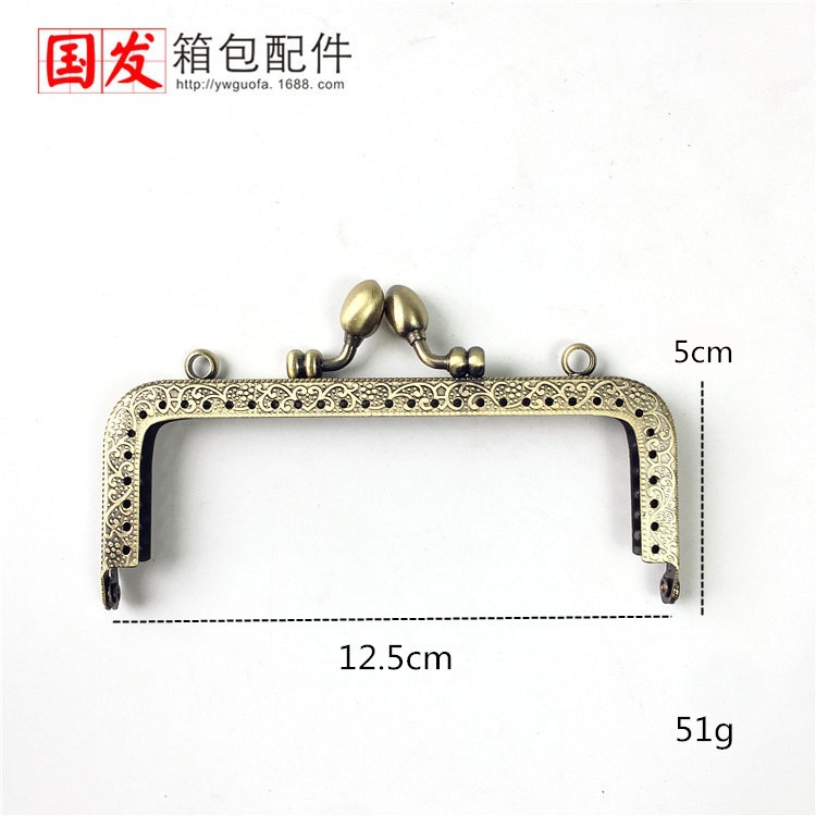 Spot 12.5 * 5CM relieve cuadrado cabeza de brotes de oro bronce oro claro