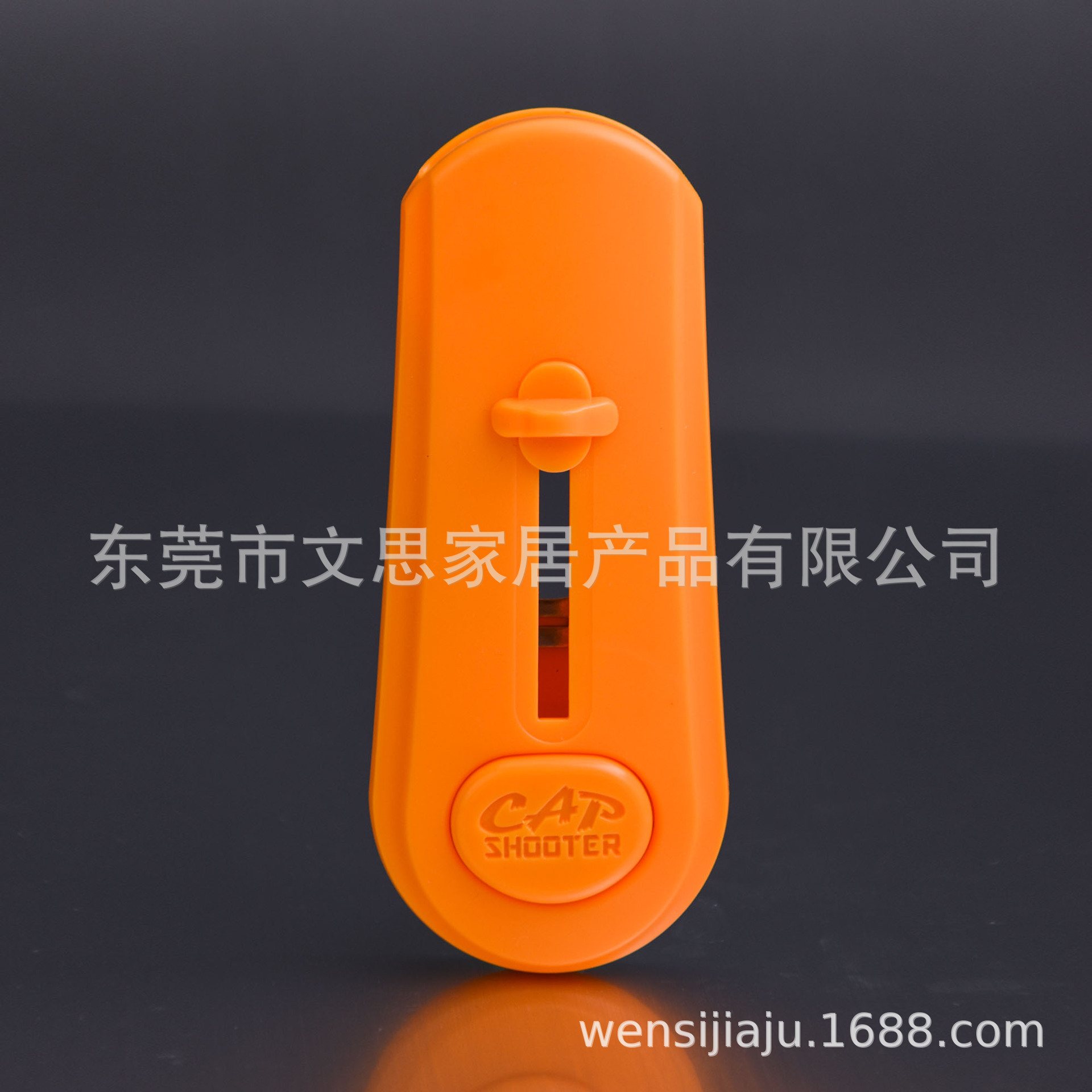 Red rojo bienes genuinos tapa pistola catapulta creativo abridor de botellas multifunción cerveza lanzamiento botella CAP destornillador ABS