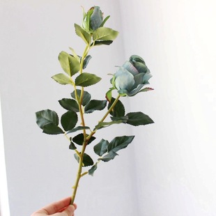 2 European retro roses, living room table decoration, European retro simulated flowers, silk flowers, wholesale sample room flowers