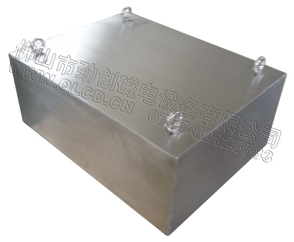 厂家供应 悬挂式永磁除铁器 磁板 表面带四个吊环 高强磁板除铁器