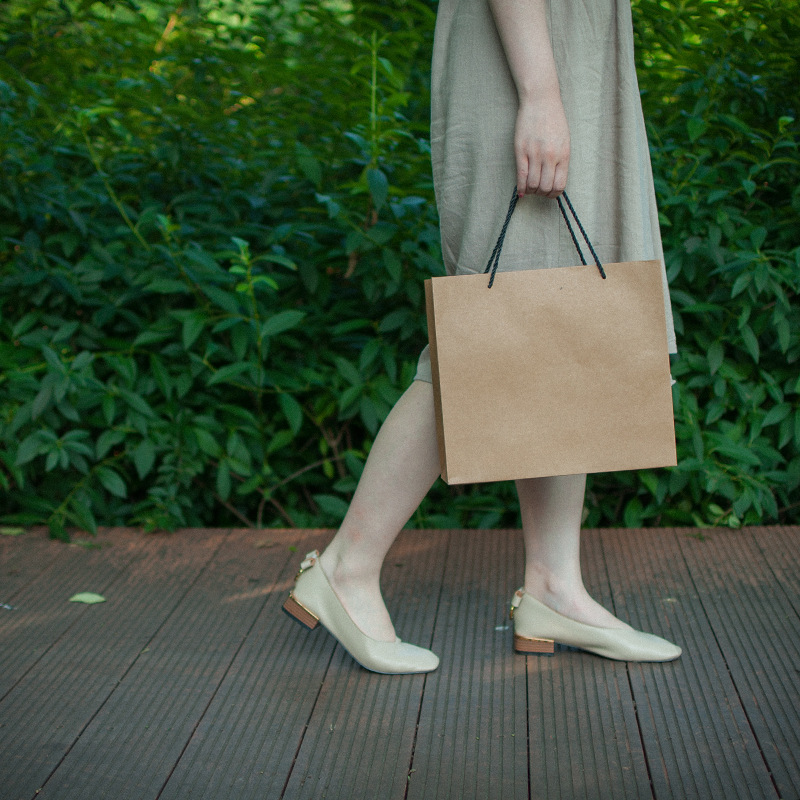Retro simple bolsa de papel Kraft caja de regalo horizontal bolsa de papel ropa Regalo De vacaciones bolsa de regalo Portátil Bolsa de embalaje