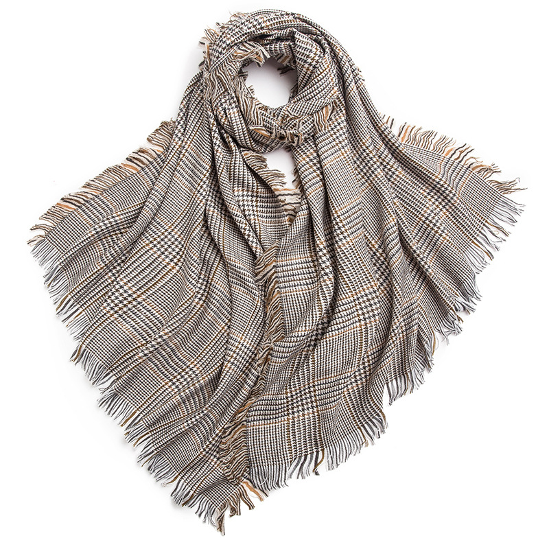 Woolen demi-season scarf