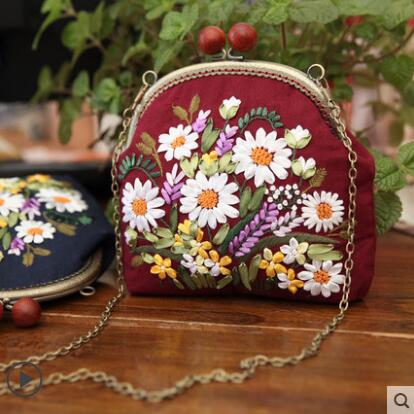 Bolso de oro bordado europeo bolsa de material hecho a mano DIY cinta bordado Suzhou bordado hecho a mano crossbody bolsa de tela