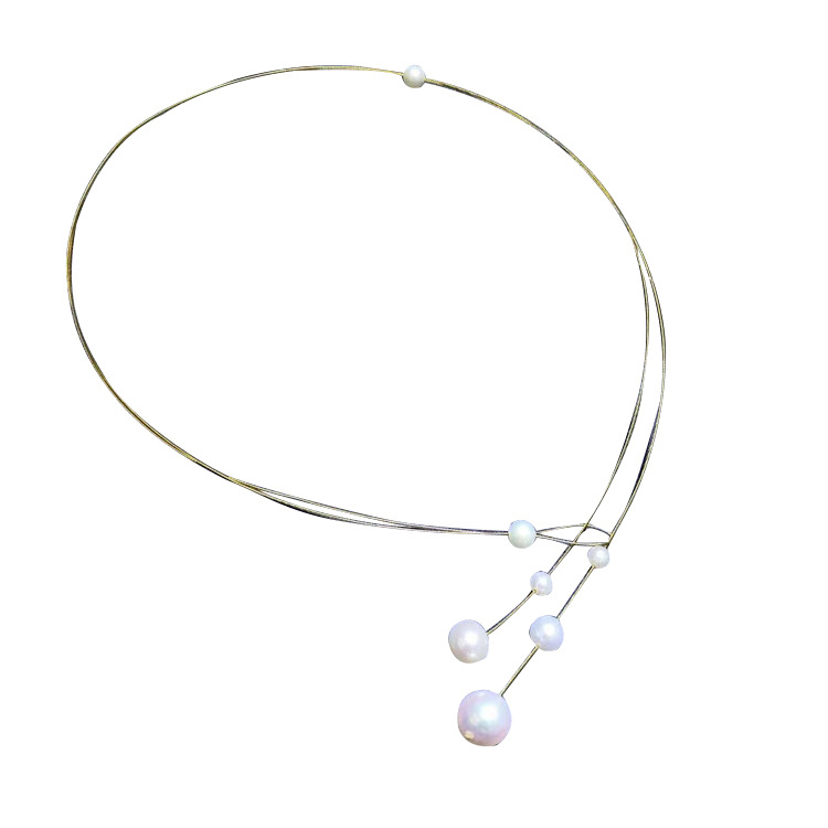 ���ҹ�Ӧ����ͬ��ʱ�е�ˮ����������װŮʽ������װ����һ������