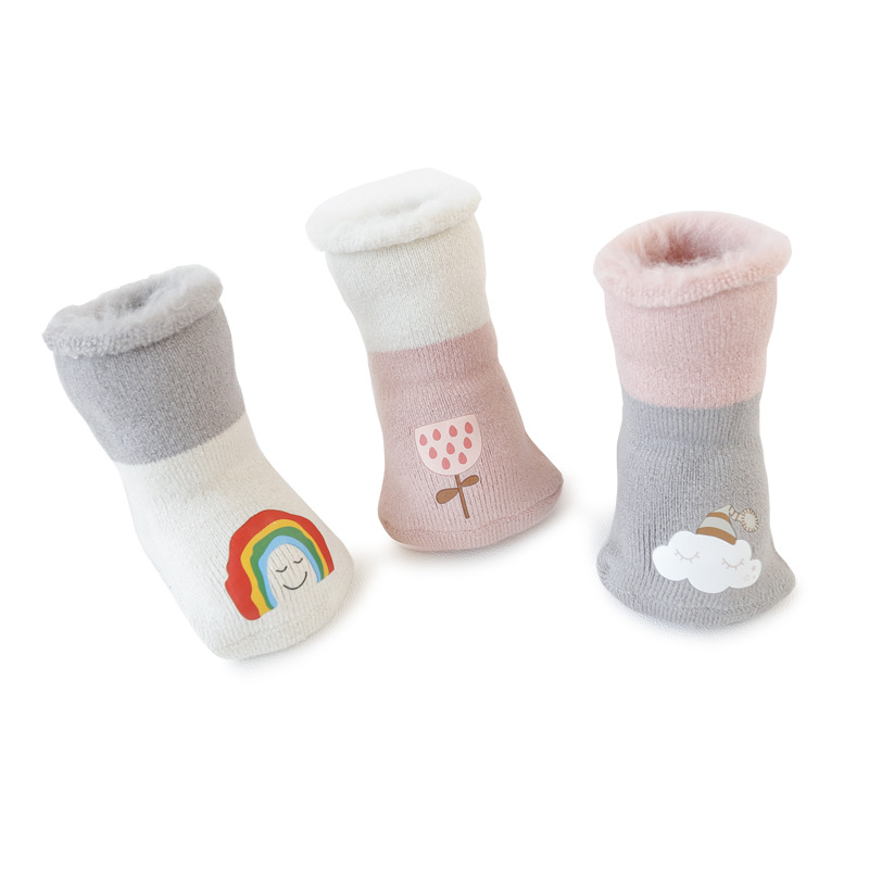 18 Otoño e Invierno Nuevos calcetines de bebé gruesos forrados con forro polar calcetines de bebé de tubo alto de dibujos animados 0-1-3-5 años calcetines de los niños
