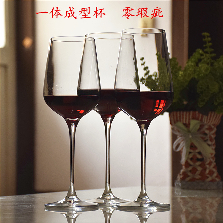 Disposable wineglass