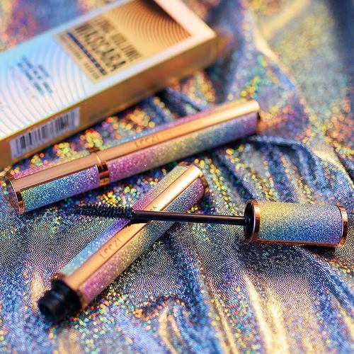 The same model as the internet celebrity Liz Star Sky 4D Slim Mascara, thick and curling, waterproof and sweat-proof, does not smudge or fade color makeup