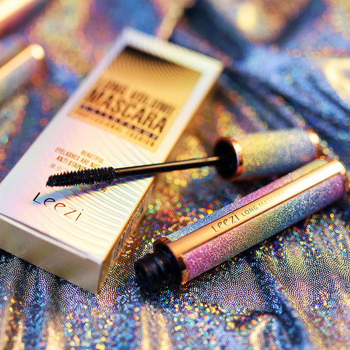The same model as the internet celebrity Liz Star Sky 4D Slim Mascara, thick and curling, waterproof and sweat-proof, does not smudge or fade color makeup