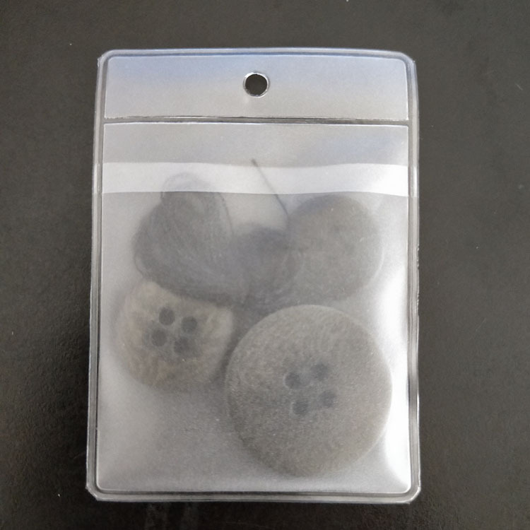 厂家现货生产布标袋纽扣袋 备扣  多款规格磨砂半透明 pvc领标袋