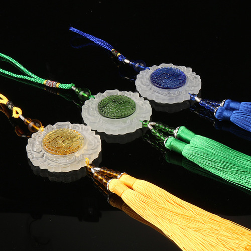Glass crystal car pendants, car interior accessories, insurance gifts, car rearview mirror decorations