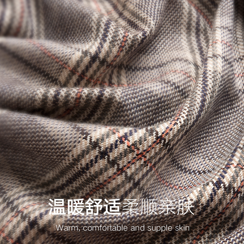 Woolen demi-season scarf