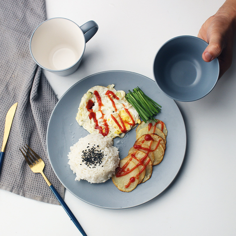 Moda creativa simple vajilla de cerámica traje al por mayor colorido restaurante occidental plato carne taza arroz tazón fideos