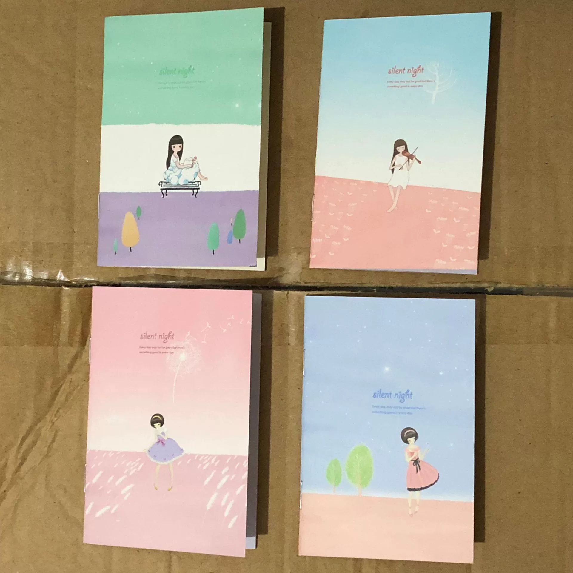 Картинная книга, блокнот, маленький ноутбук