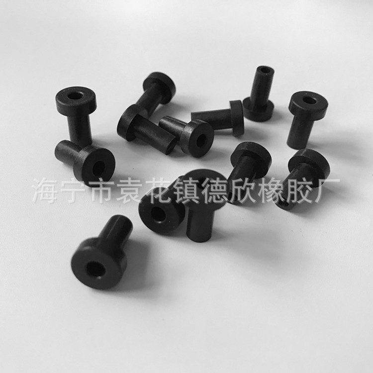 橡胶厂供应 圆形胶塞 透明硅胶塞 锥形堵头塞子 生产密封防水胶塞