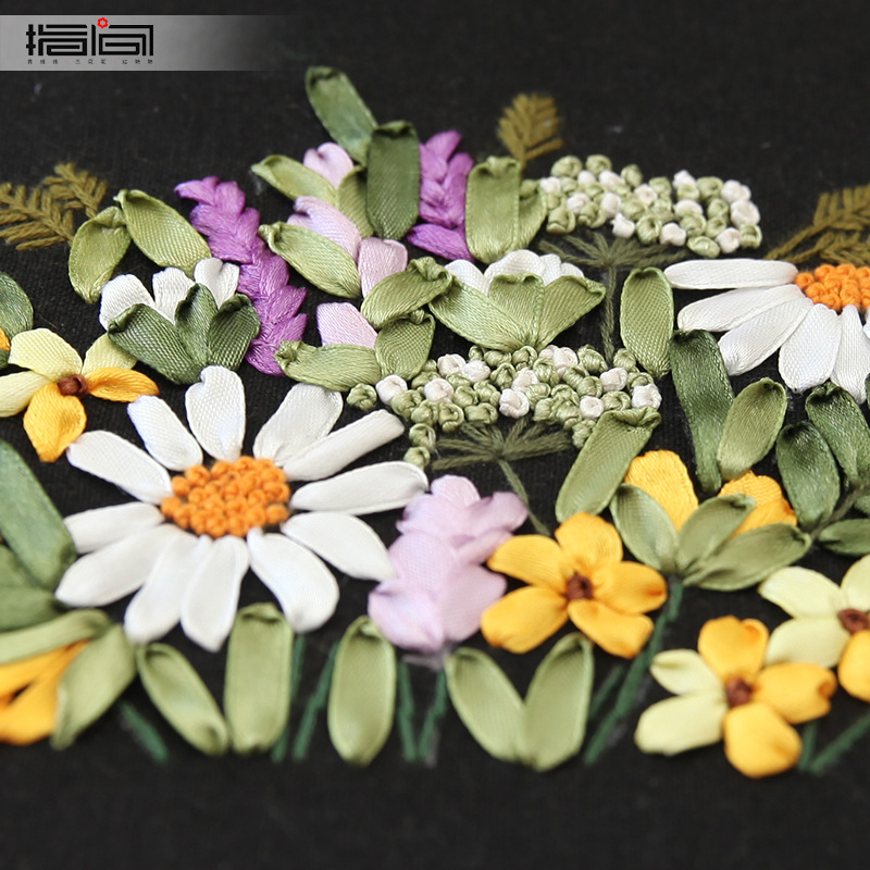 Bordado material de bricolaje Paquete de estilo europeo tridimensional hecho a mano de producción creativa adulto principiante entrada tela cinta bordado colgante pintura