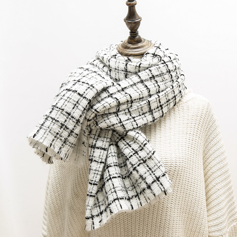 Otoño e Invierno bufanda popular europeo y americano original solo Z mismo estilo un blanco y negro Plaid engrosado chal cálido mujeres bufanda de todo partido