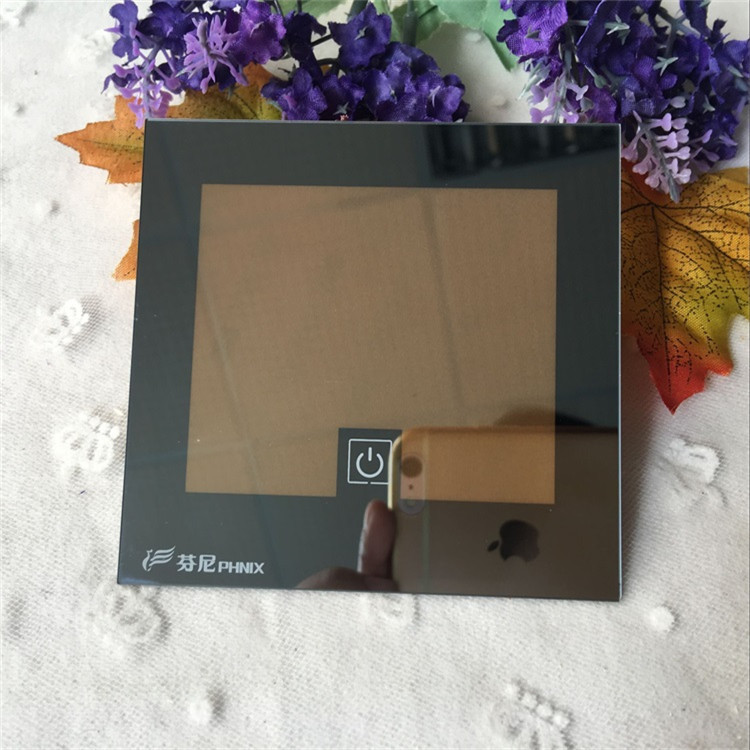 厂家长期提供 钢化玻璃镜片加工 电镀玻璃镜片 玻璃电镀加工