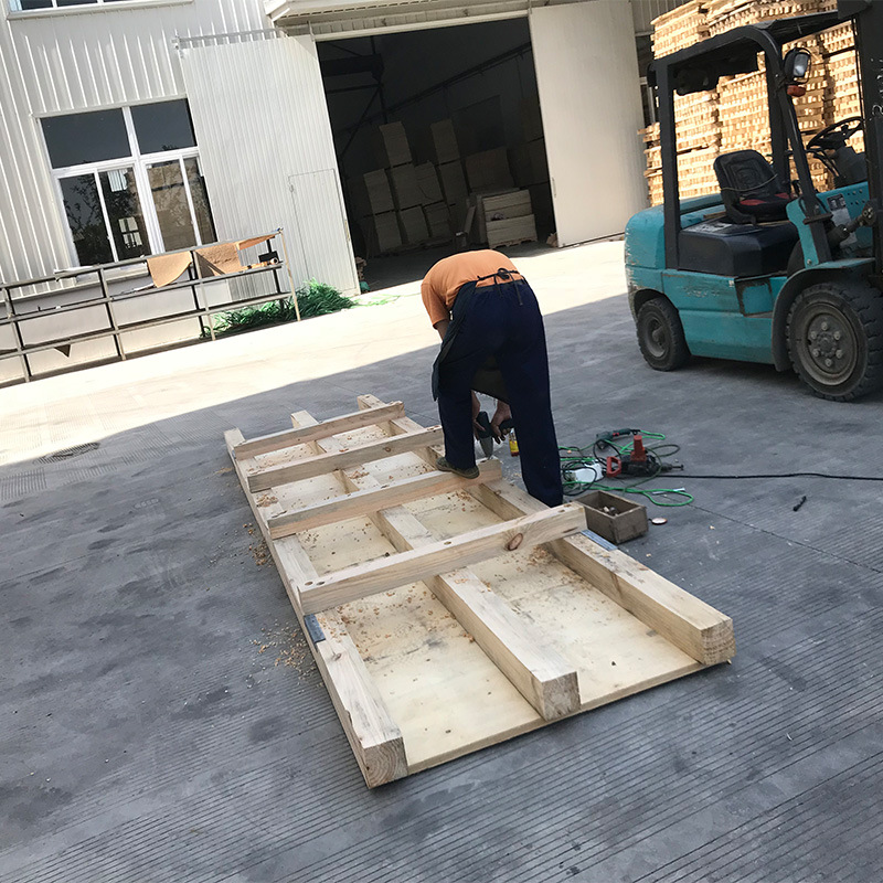 泰州大型机械设备 实木栈板卡板 免熏蒸包装箱 托盘 木头木箱叉车