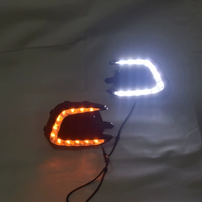 Suitable for Mitsubishi Pajero Gündüz işıqları