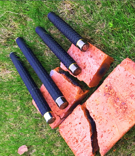 Self-defense tools and items, anti-wolf stick with rubber handle, retractable stick, three-section self-defense stick, 511 flick stick, cool stick
