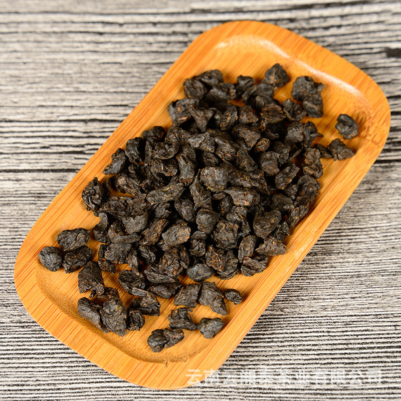 Wholesale Yunnan Pu'er Tea broken silver Menghai old tree glutinous fragrant tea fossil cooked tea dry warehouse loose tea