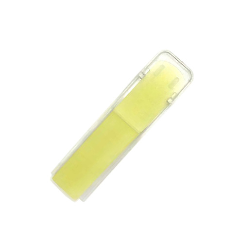 Soprano saxophone, alto saxophone, B flat clarinet resin reed, plastic reed available in three colors