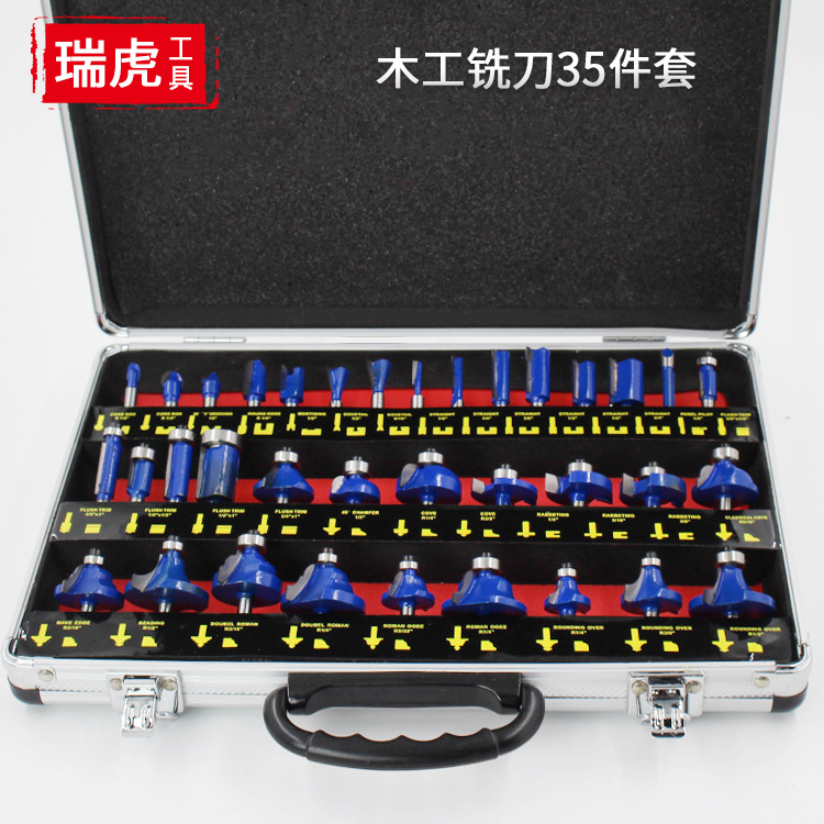 Комплект, столярные изделия, резная скульптура головы, 35 шт, масштаб 1:4