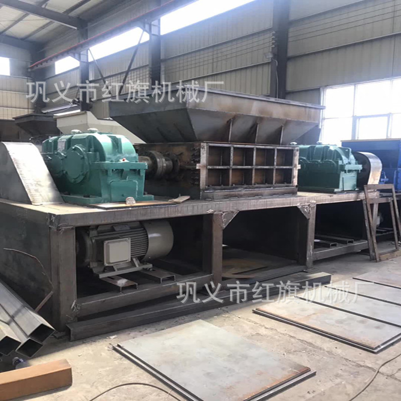 废旧电线撕碎机 双轴金属撕碎机 橡胶轮胎破碎机 编织袋撕碎机