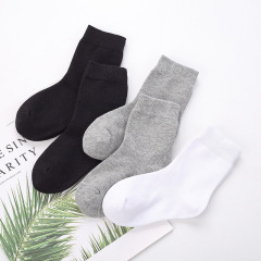 Solid color white children's student socks four seasons black and white gray cotton mid-calf socks baby socks wholesale children's socks