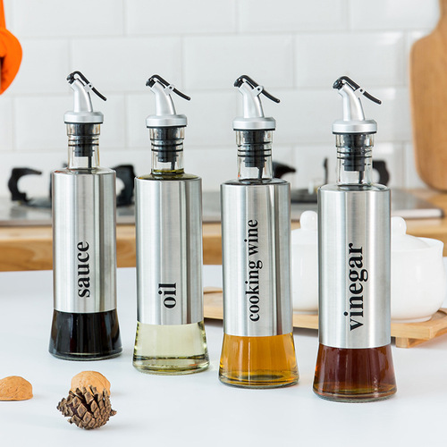 New creative stainless steel seasoning bottle leak-proof soy sauce bottle kitchen seasoning set home kitchen glass oil pot