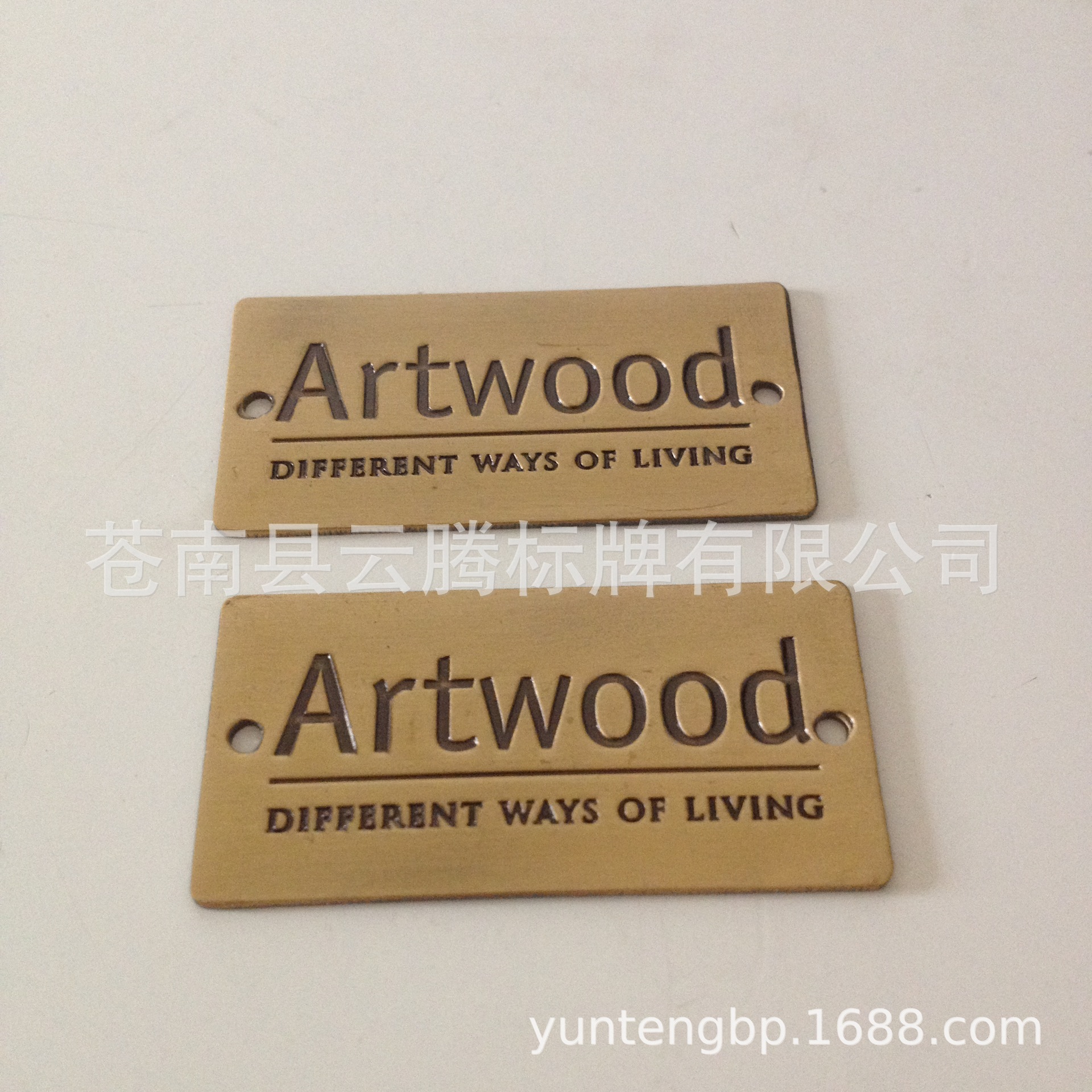 厂家供应优惠产品金属标签 烤漆标牌冲压铭牌 古铜色铭牌仿古徽标