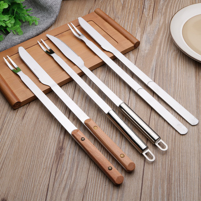 The Zang or Tibetan people Stainless steel barbecue Knife and fork Gigot Knife and fork suit lengthen thickening barbecue tool Anti scald non-slip