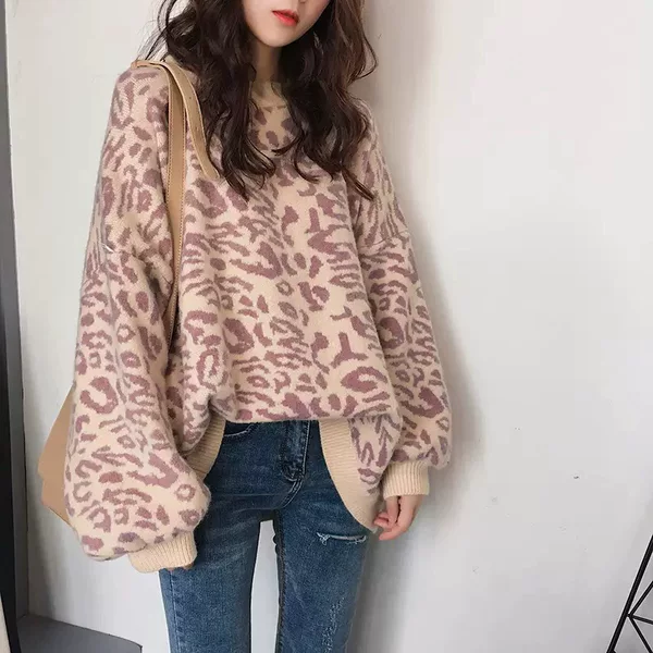 Leopard Print Sweater for Women, Round Neck, 2025 Autumn and Winter New Style, Loose and Casual Pullover Knit Top for Women