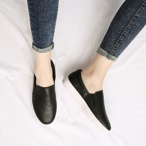 Genuine leather loafers for women, new versatile Korean style student white shoes, one-leg casual flat bottom large size four-season single shoes