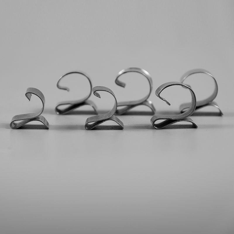 桥架圆弧扣锁 大跨距梯边扣锁 单梯边圆弧扣锁 圆梯边桥架