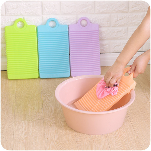 Plastic non-slip mini washboard household laundry hand washboard thickened hand washboard factory wholesale