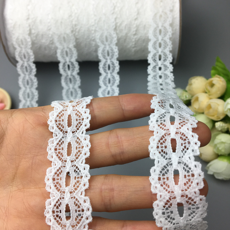 现货供应加密无弹蕾丝花边 手感柔软 2.6CM中孔穿丝带蕾丝花边