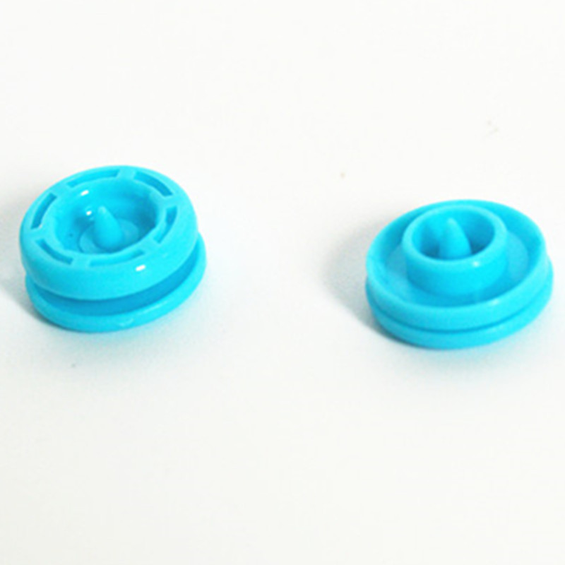 供应优质塑钢四合扣  雨衣扣 塑胶倒刺扣 PP挂钩