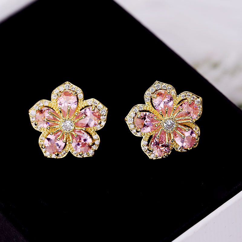 Fashionable three dimensional earrings with tassels with zircon