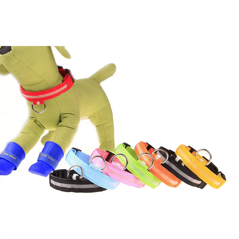 LED发光宠物狗项圈夜间警示发光项圈充电发光狗项圈工厂现货批发