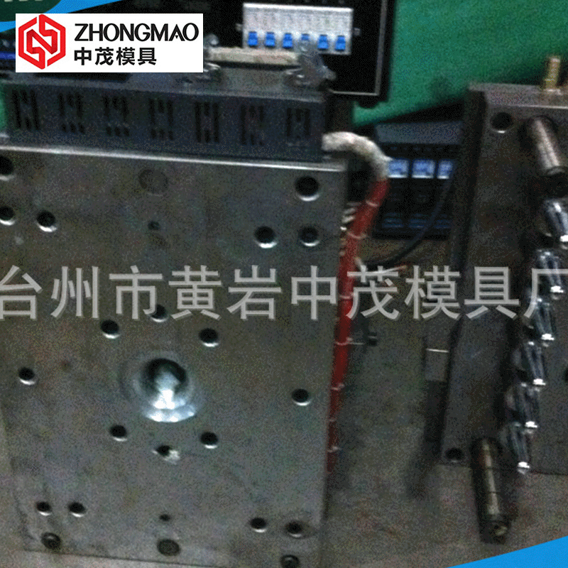 厂家供应 台州优质化妆品瓶盖模具制作 热流道瓶盖模具