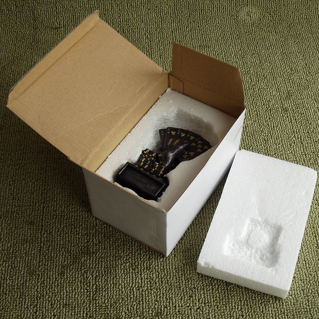 Texas poker medalla en forma de mano titular de la medalla de resina material trofeo regalo