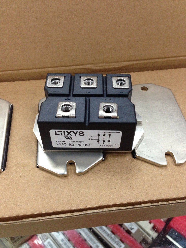 VUO82-16NO7 VUO82-14NO7 VUO82-12NO7三相整流桥模块IXYS全新