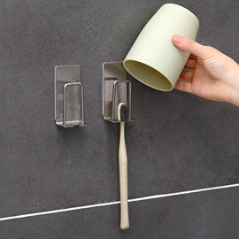 衣架;收纳盒;垃圾袋