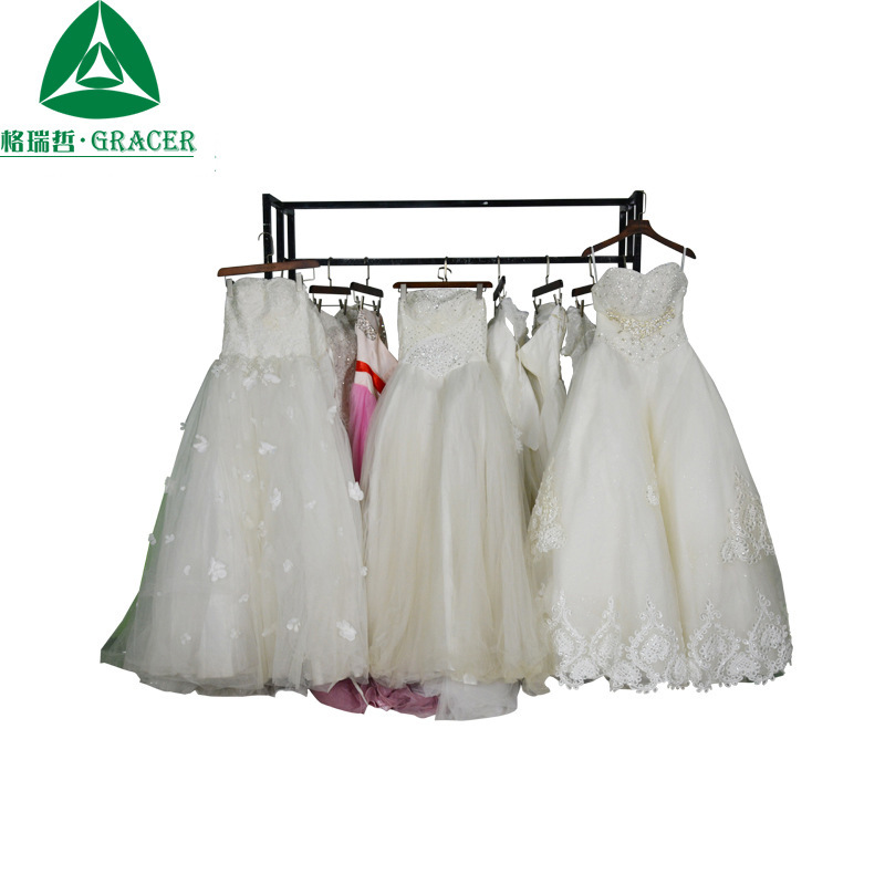 Manufacturer's Inventory of Second-Hand Clothes Wholesale Jakarta Used Chiffon Trailing Slimming Look Floor-Length Wedding Dress