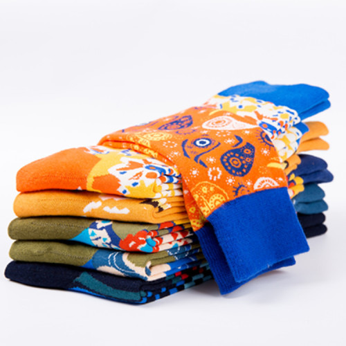 Cross-border new autumn and winter novelty brand socks, new happy socks, cotton socks, abstract long socks, casual